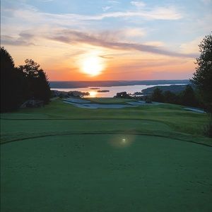 Meet your Posher, Connor